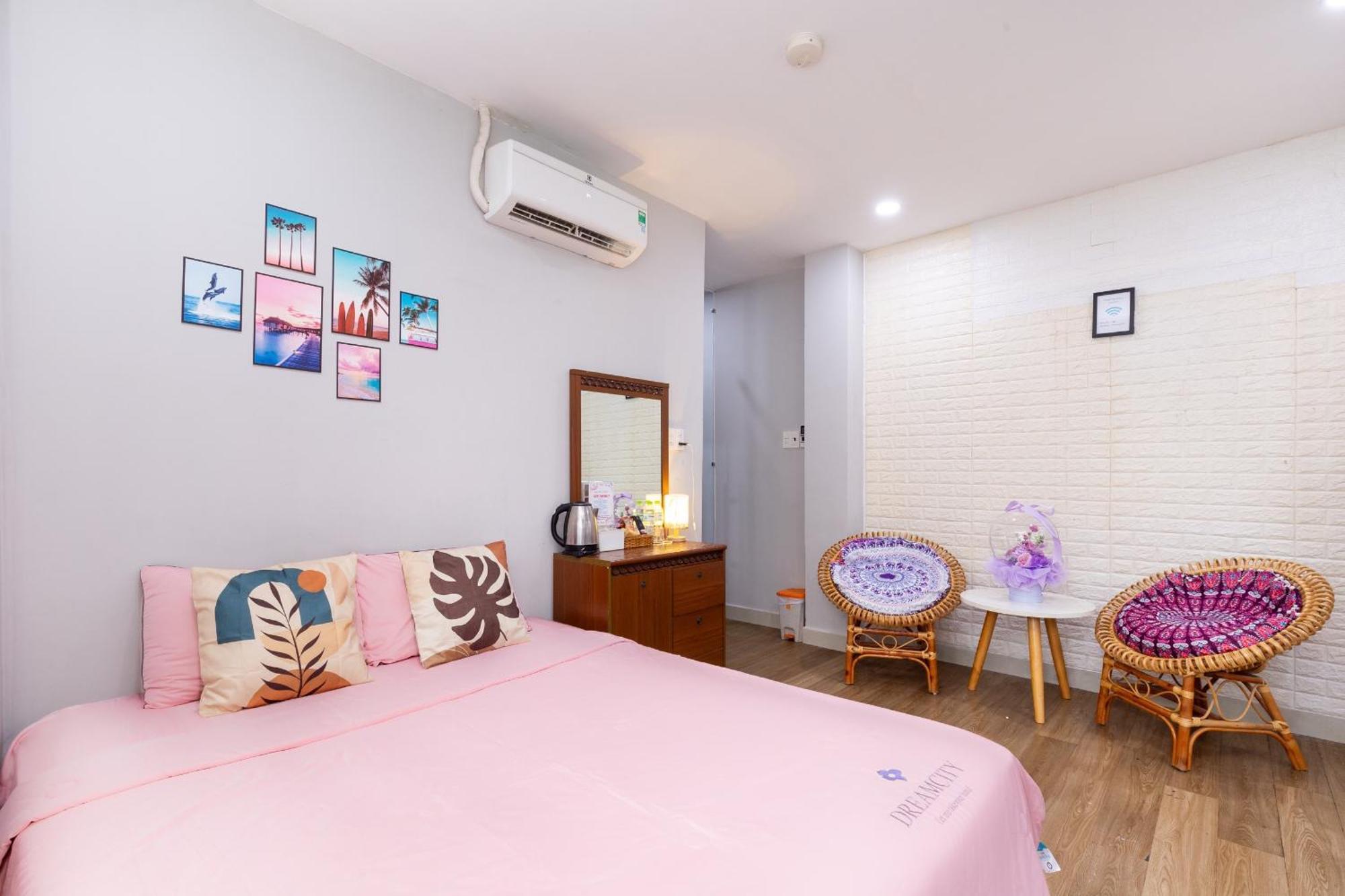 Sweet Homes With Netflix - 15mins To Bui Vien Nhà khách 3*